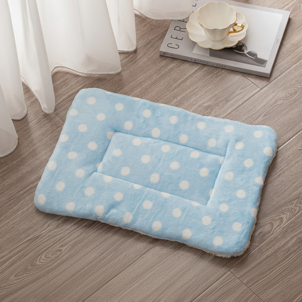 Winter Layer Non-Slip Floor Accent Thermal Pet Pad