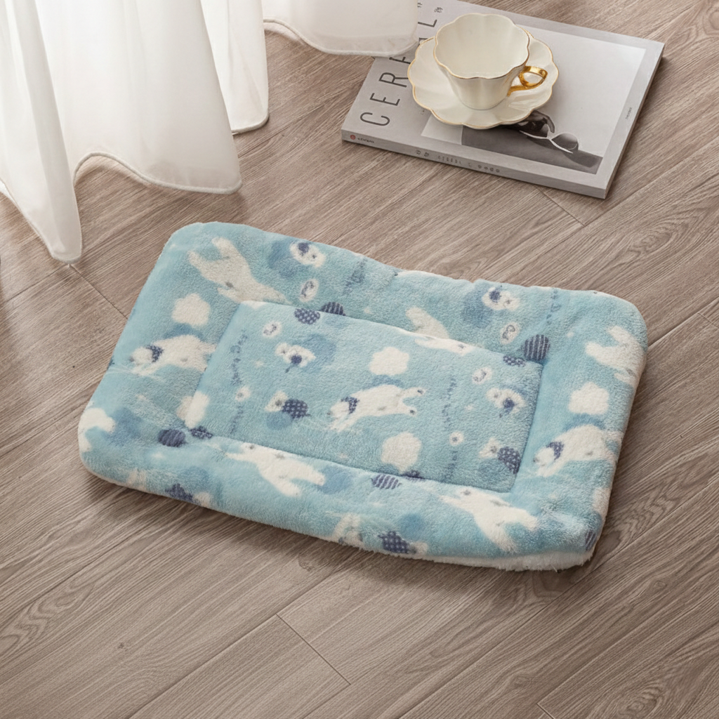 Winter Layer Non-Slip Floor Accent Thermal Pet Pad