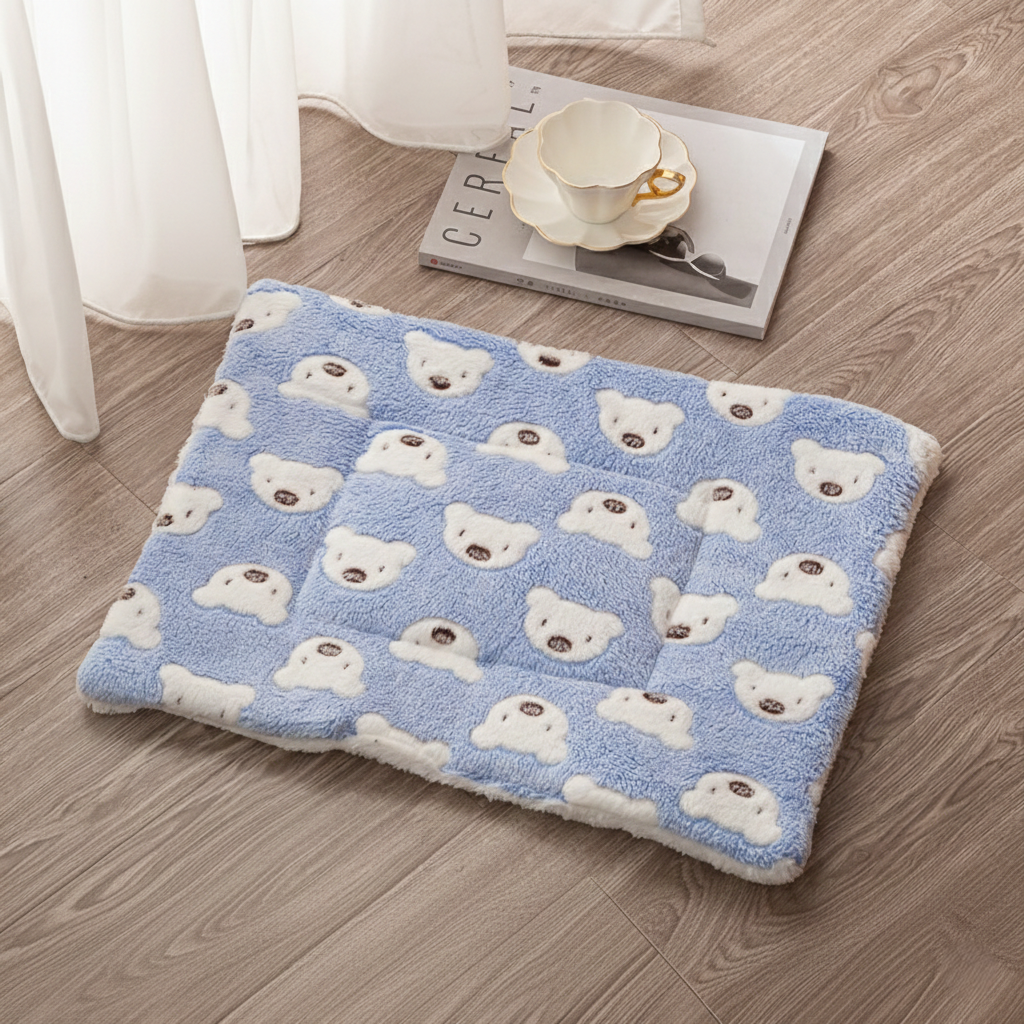 Winter Layer Non-Slip Floor Accent Thermal Pet Pad