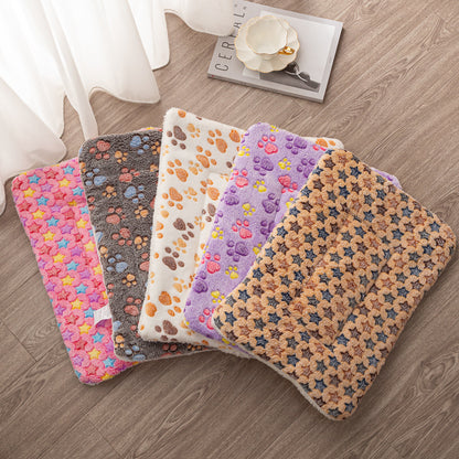 Winter Layer Non-Slip Floor Accent Thermal Pet Pad