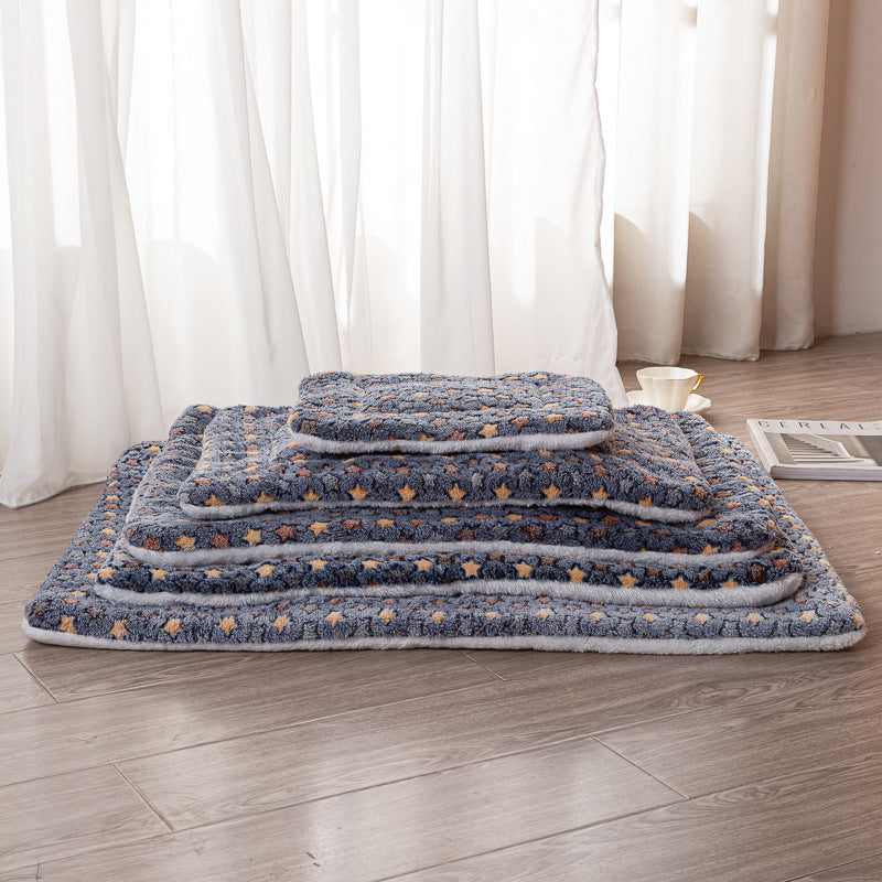 Winter Layer Non-Slip Floor Accent Thermal Pet Pad
