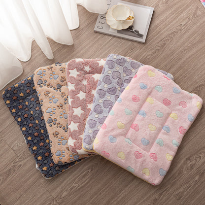 Winter Layer Non-Slip Floor Accent Thermal Pet Pad
