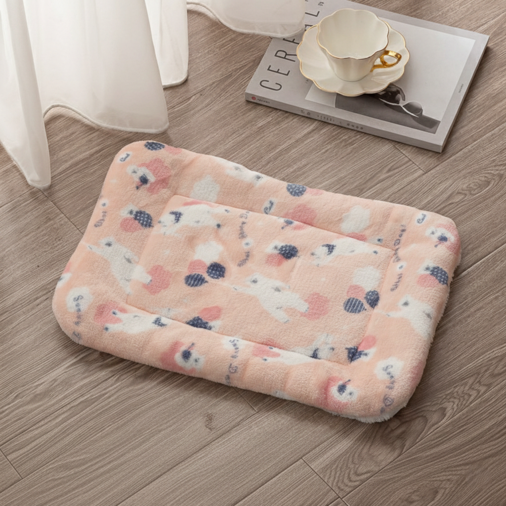 Winter Layer Non-Slip Floor Accent Thermal Pet Pad